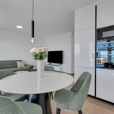 Antonela - Makarska Exklusiv